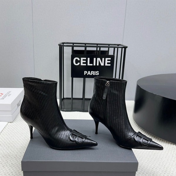 발렌시아가 Balenciaga 여성 앵클 부츠