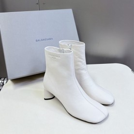 발렌시아가 Balenciaga 여성 앵클 부츠