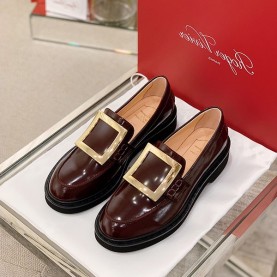 로저비비에 ROGER VIVIER 여성 로퍼