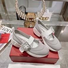 로저비비에 ROGER VIVIER  비브 런 스트라스 버클 테크니컬 패브릭 발레리나 스니커즈
