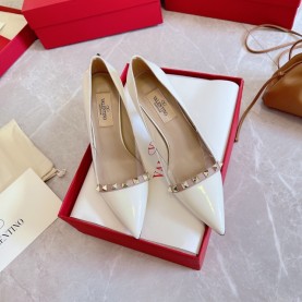 발렌티노 VALENTINO 락스터드 스틸레토 펌프스