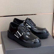 발렌티노 VALENTINO 남성 더비 클리퍼슈즈
