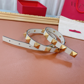 [VALENTINO-발렌티노] 양면 소가죽 리벳 벨트