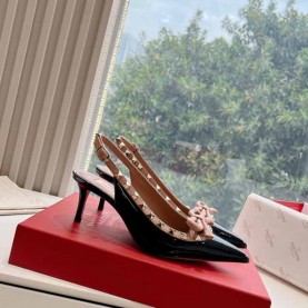 발렌티노 VALENTINO 여성   락 스터드 슬링백 힐