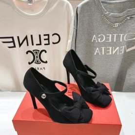 발렌티노 VALENTINO 여성 펌프스