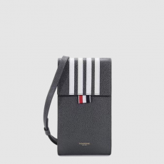 [THOM BROWNE-톰브라운]  페블 4-bar 폰 홀더백