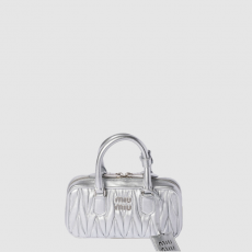 [MIUMIU-미우미우] 아르카디 마테라쎄 나파 가죽백 미니