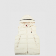 [MONCLER-몽클레어] 아카이시 다운 베스트