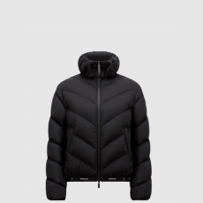 [MONCLER-몽클레어] Grignan 사선 퀼팅 쇼트 다운 재킷