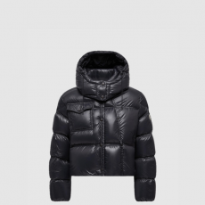 [MONCLER-몽클레어] Erea 스퀘어 퀼팅 후드 크롭 다운 재킷 재킷