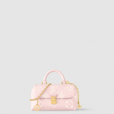[LOUIS VUITTON-루이비통]  마들렌 나노