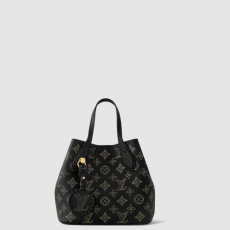 [LOUIS VUITTON-루이비통] 블라썸  PM (마히나 카프스킨)