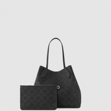 [LOUIS VUITTON-루이비통] 블라썸  MM (마히나 카프스킨)