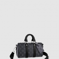 [LOUIS VUITTON-루이비통] 키폴 반둘리에 25