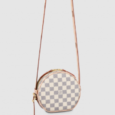 [LOUIS VUITTON-루이비통] 부아뜨 샤포 수플 PM