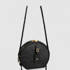 [LOUIS VUITTON-루이비통] 부아뜨 샤포 수플 MM