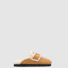 [PRADA-프라다]시어링 슬리퍼(뮬)